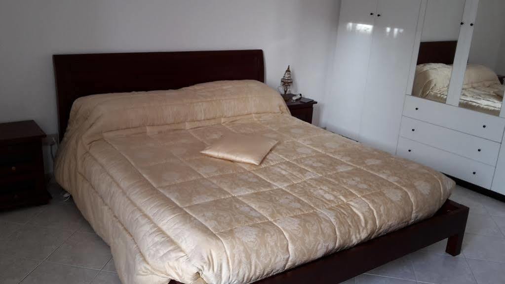 Alghero Vitalba Luaran gambar
